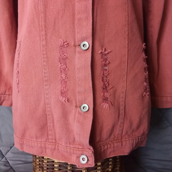 Women's Nadasha Rust Colored Denim Jean Jacket Distressed Button up Collared - Picture 8 of 16
